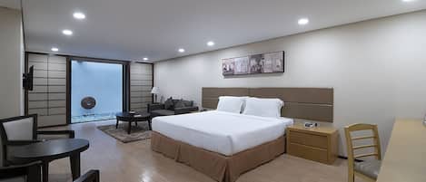 Suite Affaires (A) | 1 chambre, minibar, coffres-forts dans les chambres, bureau