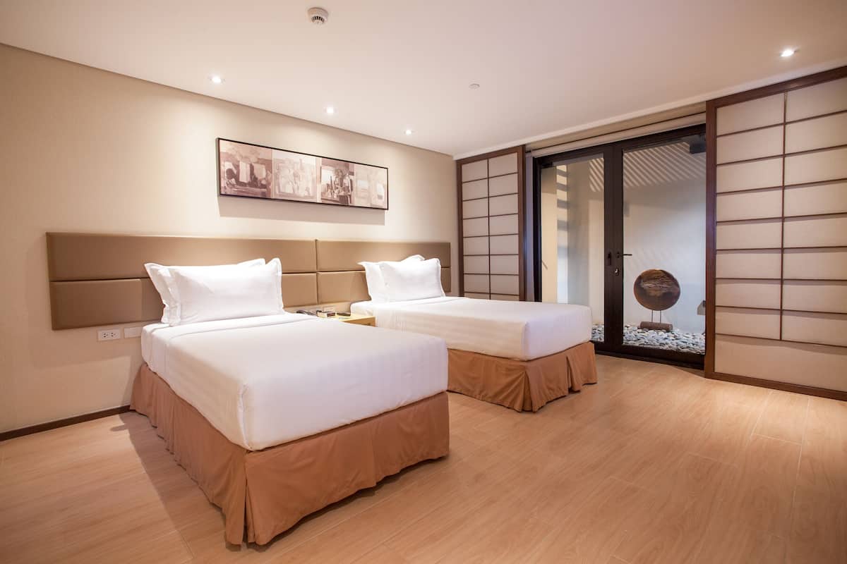 Business Room B | View from room