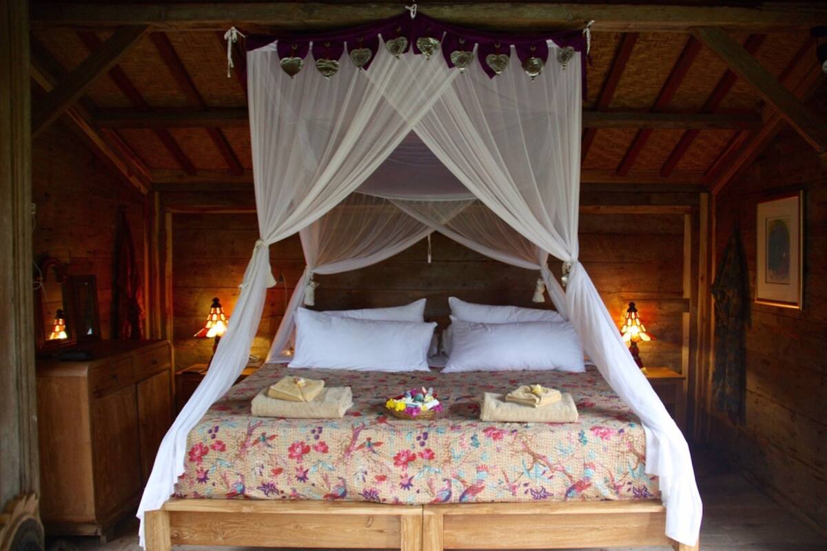Quarto | Frigobar, cofres nos quartos, Wi-Fi de cortesia, roupa de cama