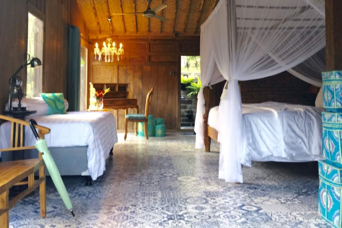 Quarto | Frigobar, cofres nos quartos, Wi-Fi de cortesia, roupa de cama