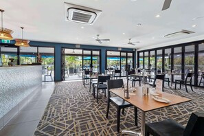 Tägliches nach Wunsch zubereitetes Frühstück gegen Gebühr