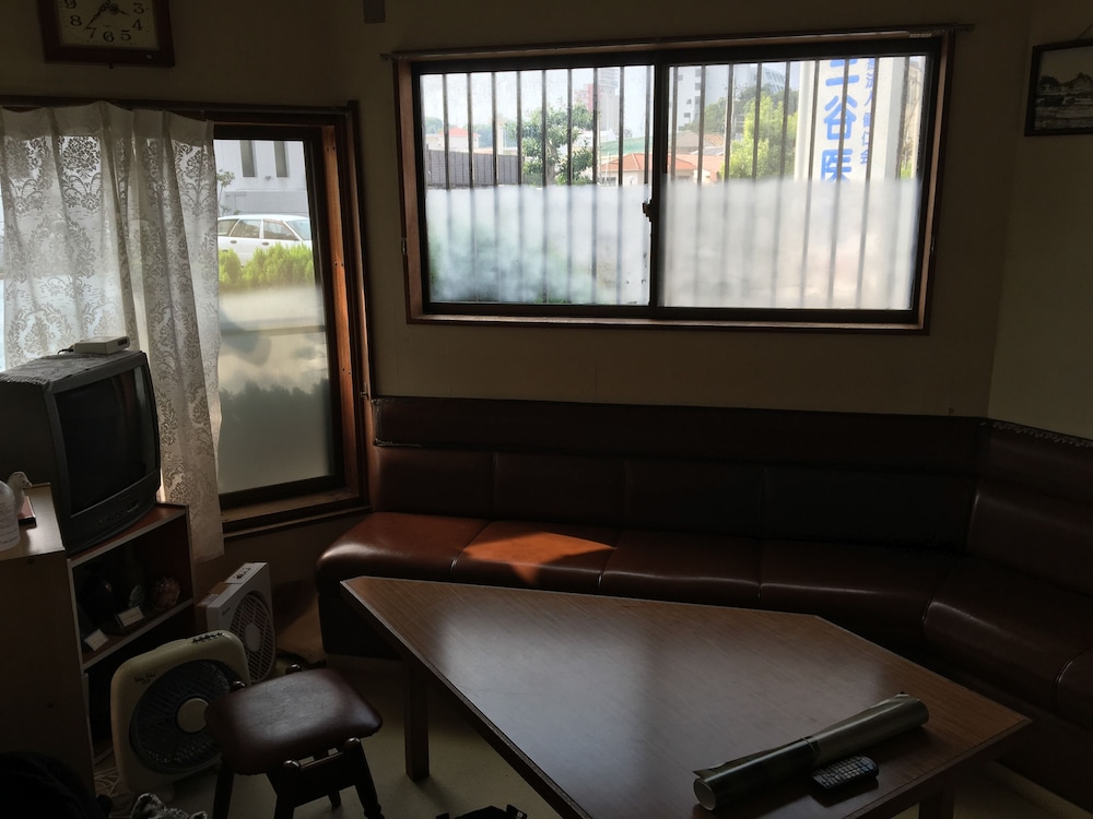 Minshuku Katsuya by null