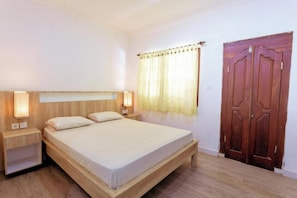 Deluxe Room | Desk, soundproofing, free WiFi, bed sheets