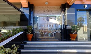 Entrada de la propiedad