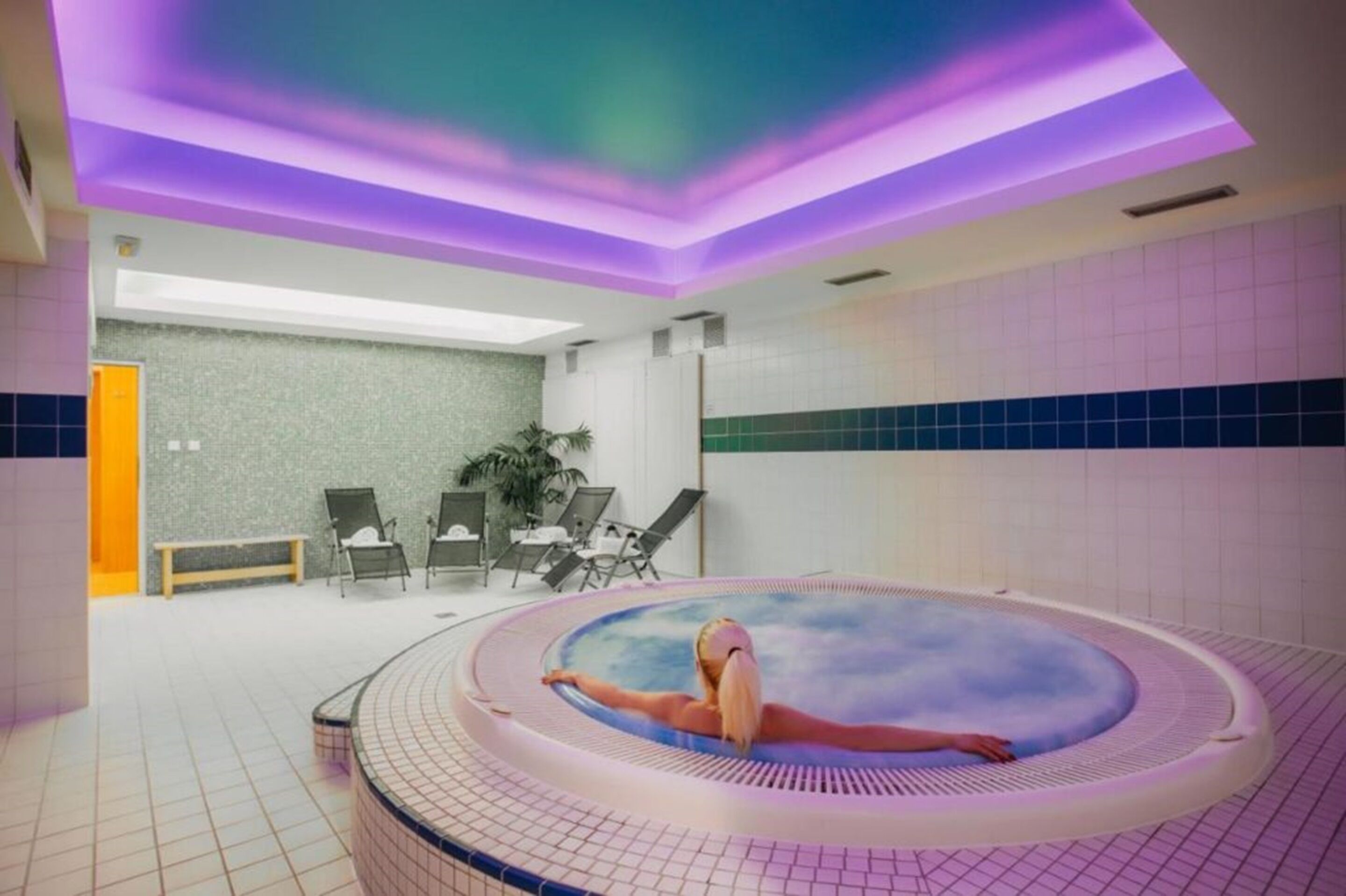 blackout curtains, soundproofing, free wifi, bed sheets