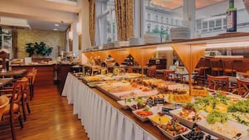 Blackout curtains, soundproofing, free WiFi, bed sheets