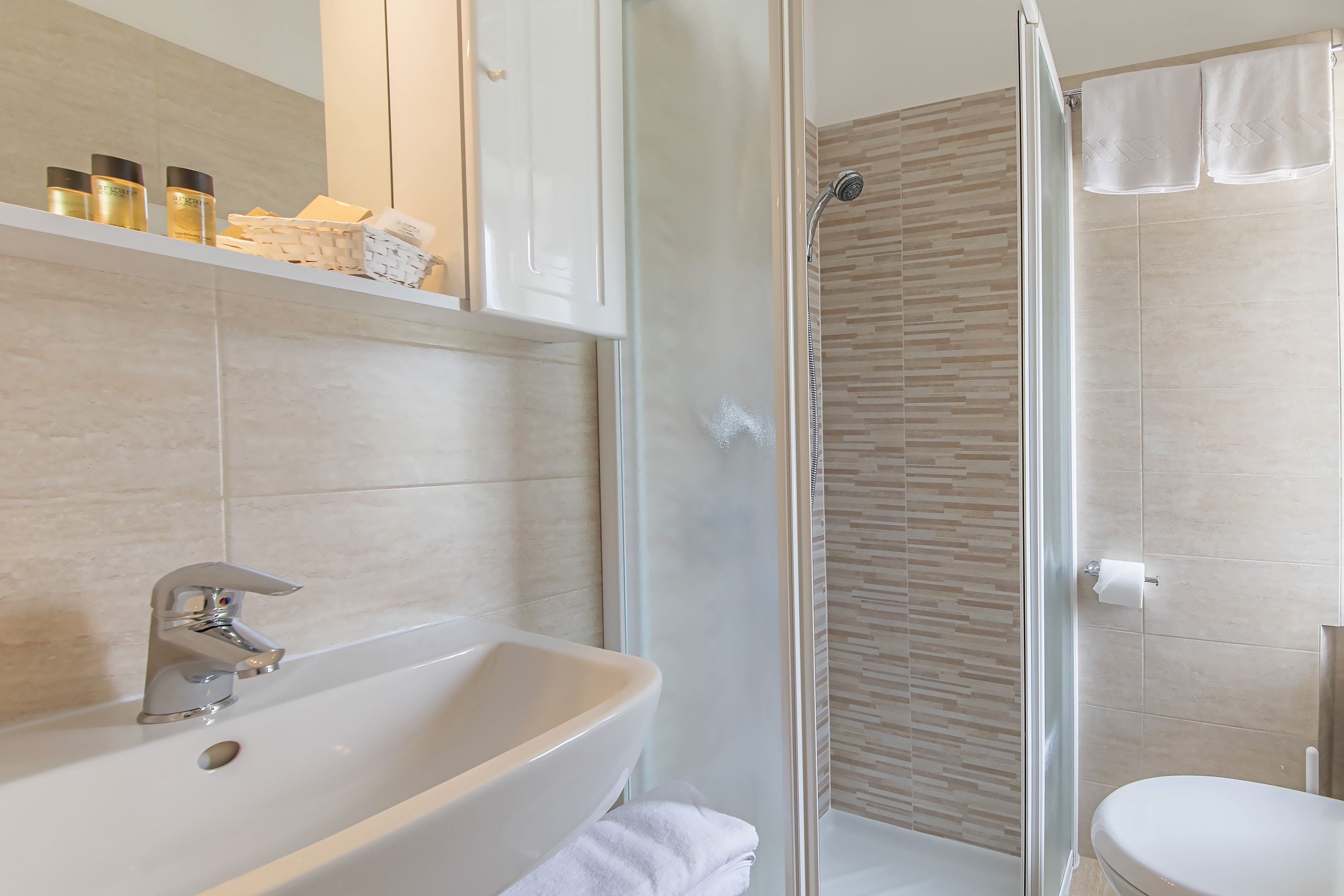 shower, free toiletries, hair dryer, bathrobes