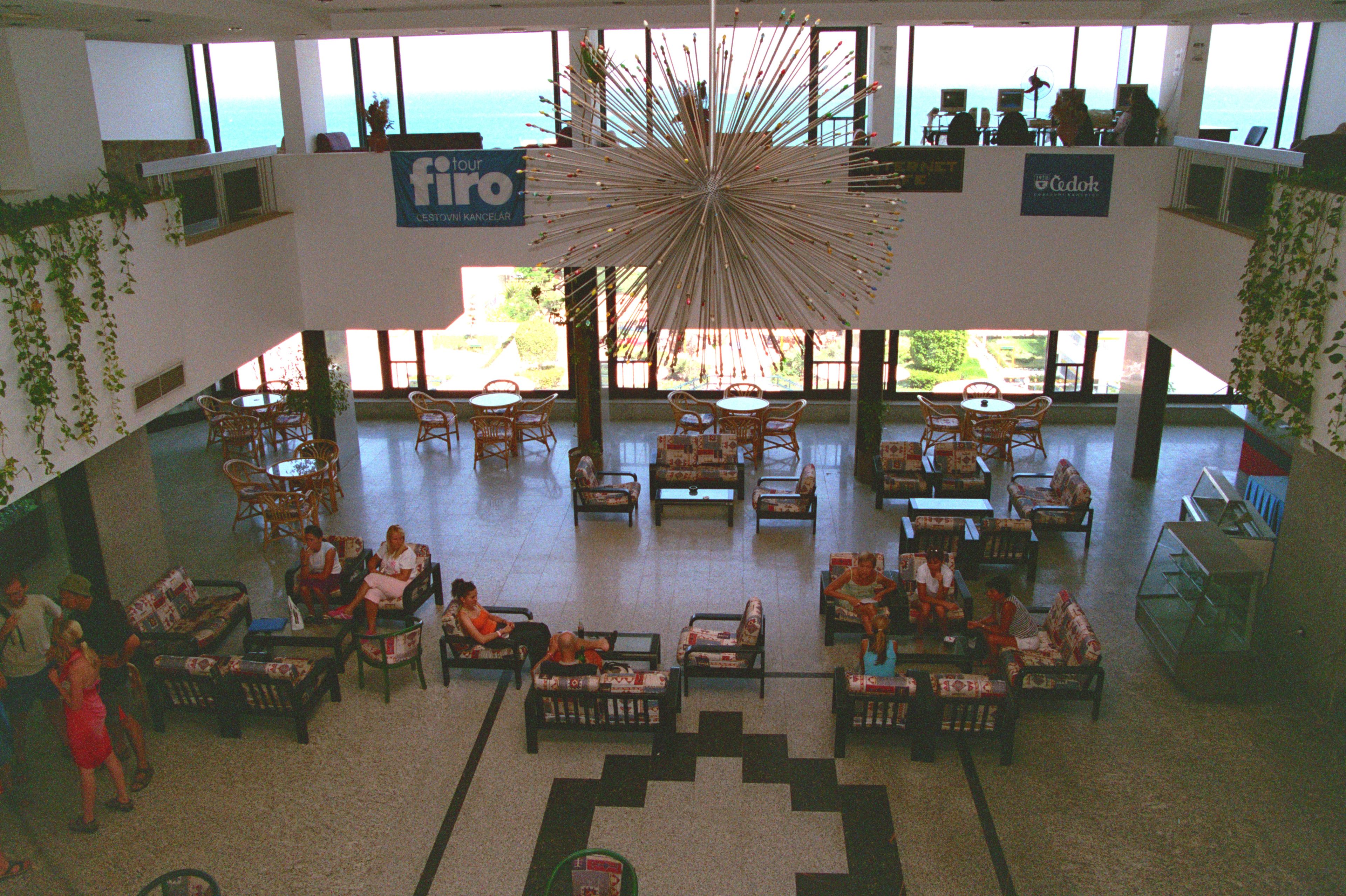 Check-in/check-out kiosk