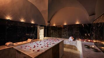 Hammam, hammam, enveloppements corporels, gommages corporels