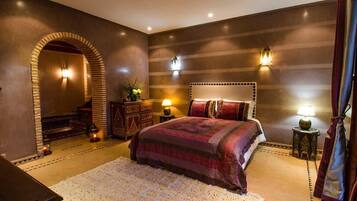 Premium-Zweibettzimmer, 2 Schlafzimmer, Terrasse, Poolblick