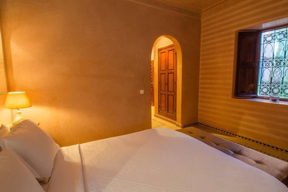 Luxury-Zweibettzimmer, Terrasse, Gartenblick