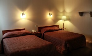 Standard Room, 2 Double Beds (Hotel) | Desk, rollaway beds, free WiFi, bed sheets - Hotel Harbour Grace (Harbour Grace)