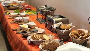 Desayuno completo incluido todos los días