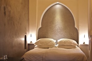 Tweepersoonskamer (+ extra bed (Limouni)) | Lakens van Egyptisch katoen, luxe beddengoed, Select Comfort-bedden