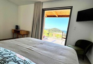 Superior Double Room, Sea View (with Shared Pool) | 2 bedrooms, premium bedding, Select Comfort beds, minibar - Villas U San Daniellu (Farinole)