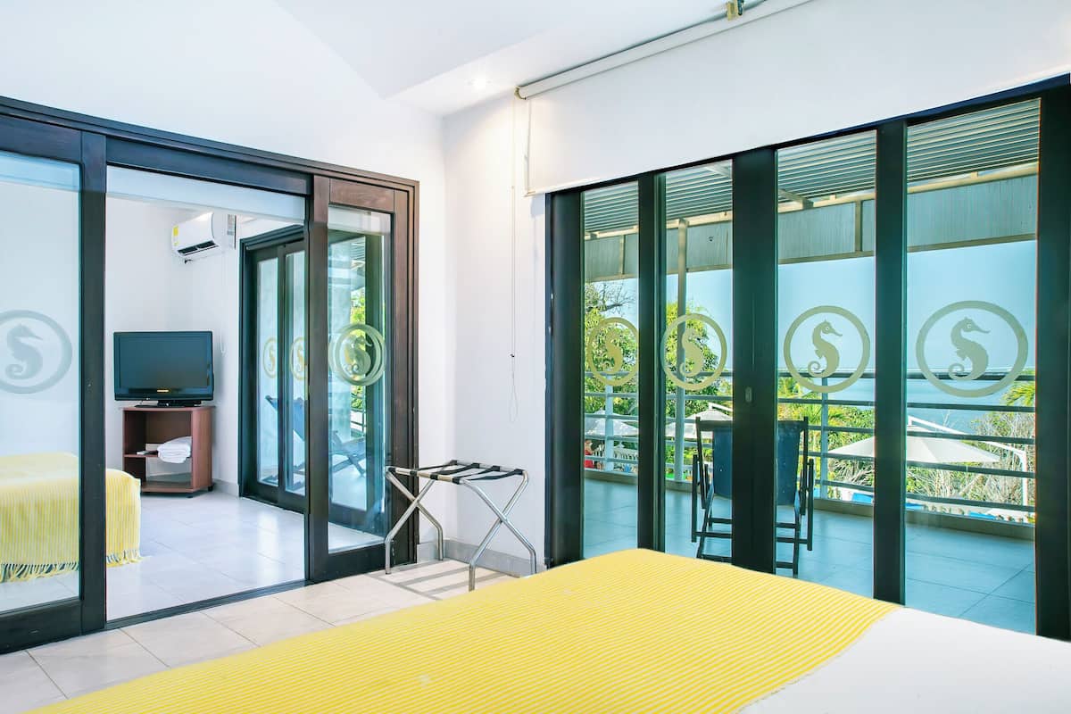 Family Villa | Premium bedding, in-room safe, blackout drapes, free WiFi