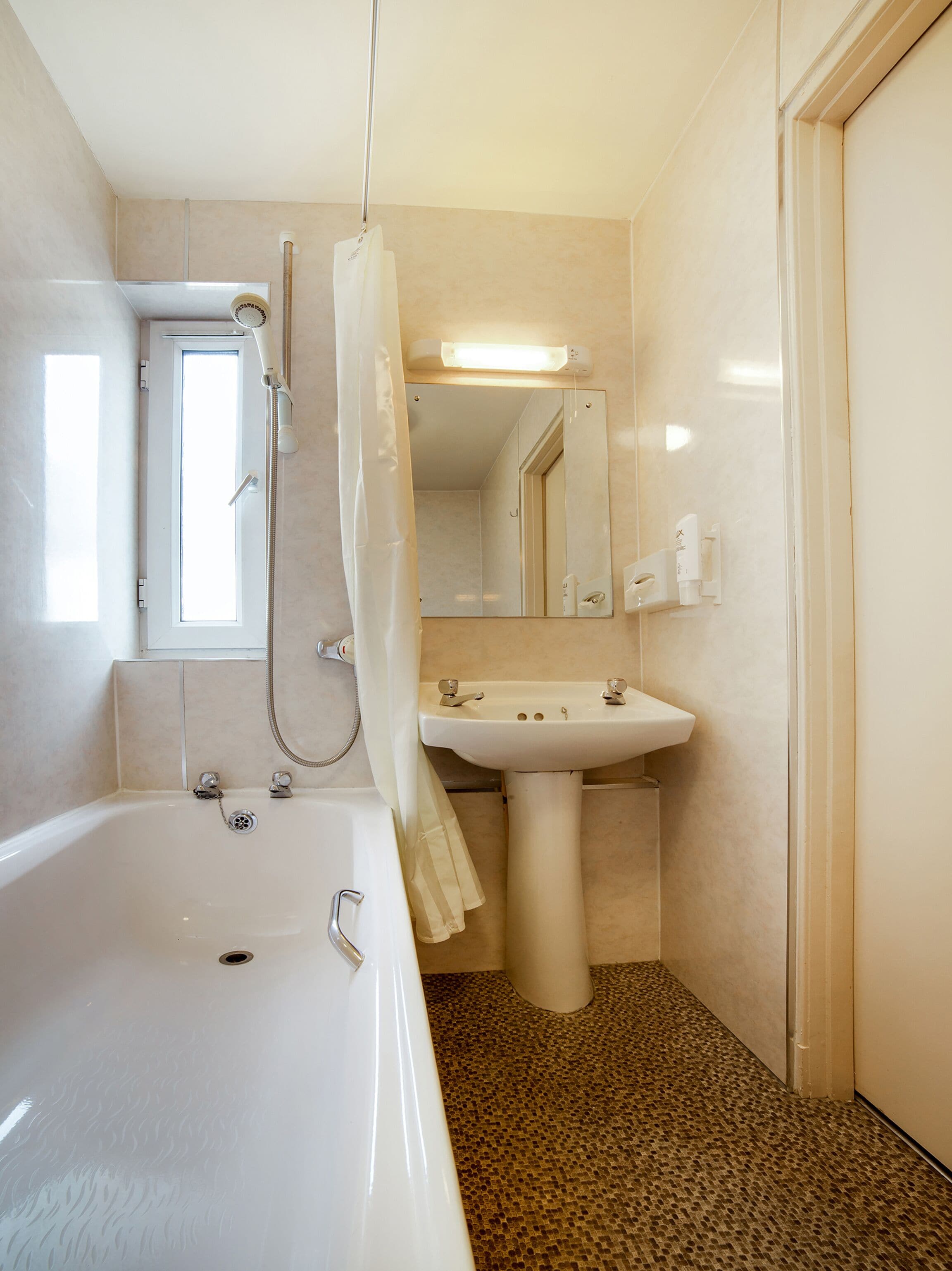 Foto - Brentwood Aberdeen City Centre near Union Street