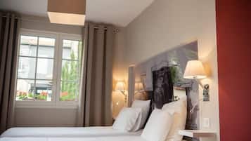 Chambre Double ou avec lits jumeaux | Décoration personnalisée, ameublement personnalisé