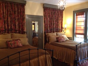 Room, Private Bathroom (202 -Main House)