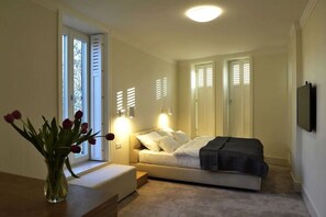 Double or Twin Room | Premium bedding, desk, iron/ironing board, free WiFi - Baltica Residence (Sopot)