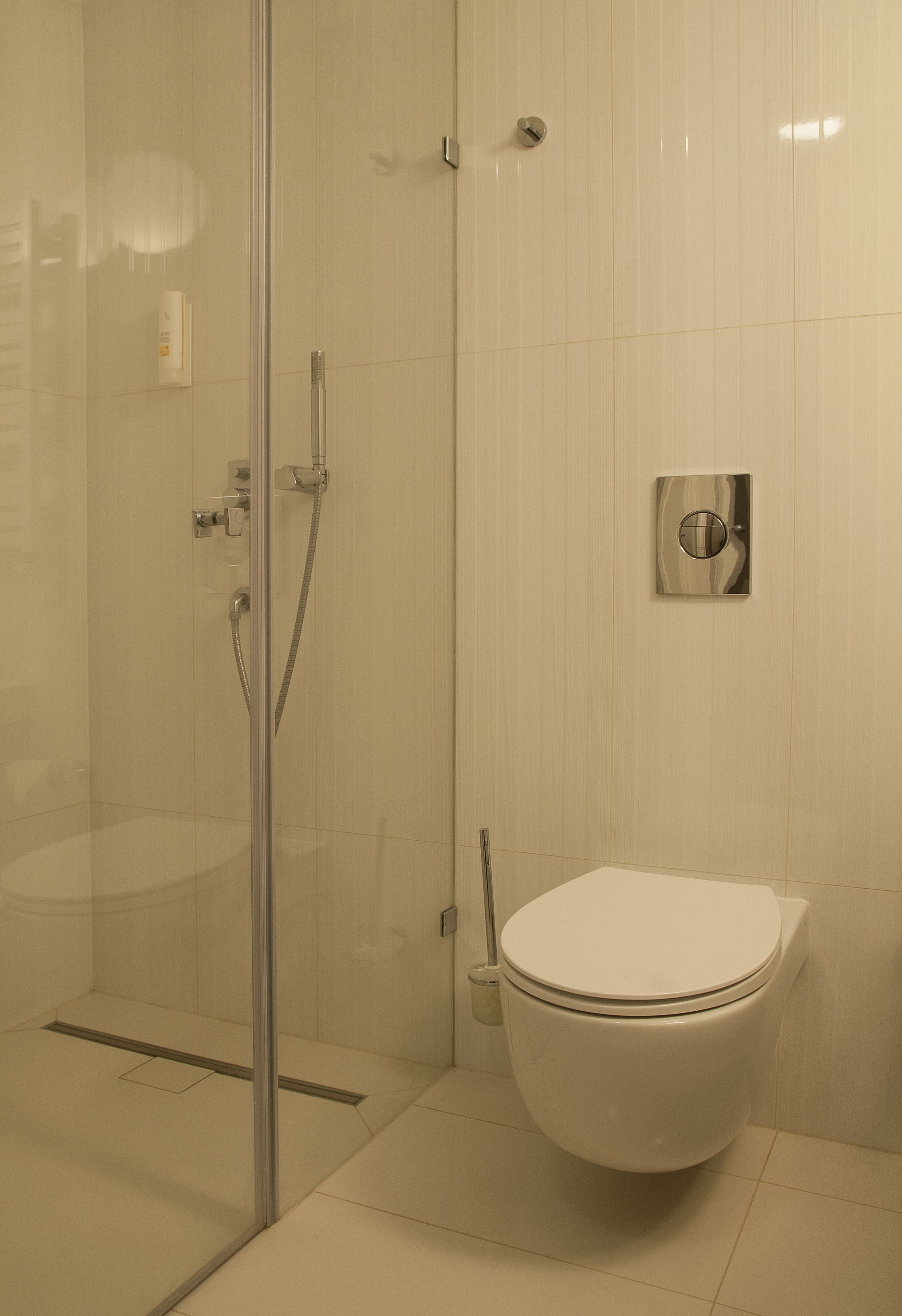Single Room | Bathroom | Free toiletries, hair dryer, towels