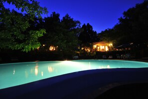Outdoor pool, an infinity pool, sun loungers