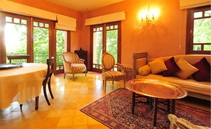 B3 Villa 1 Room | Balcony