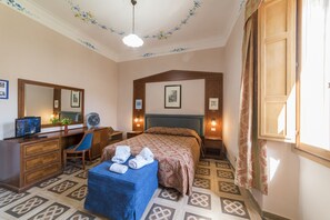 Comfort Studio Suite, Berbilang Katil | Seterika/papan seterika, Wi-fi percuma 