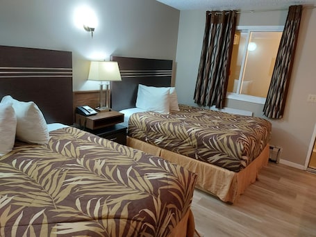 Escritorio, wifi gratis y ropa de cama . Melville Country Inn