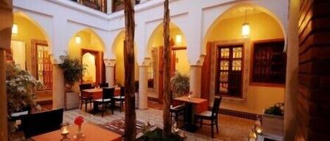 Breakfast, lunch, dinner served; Moroccan cuisine