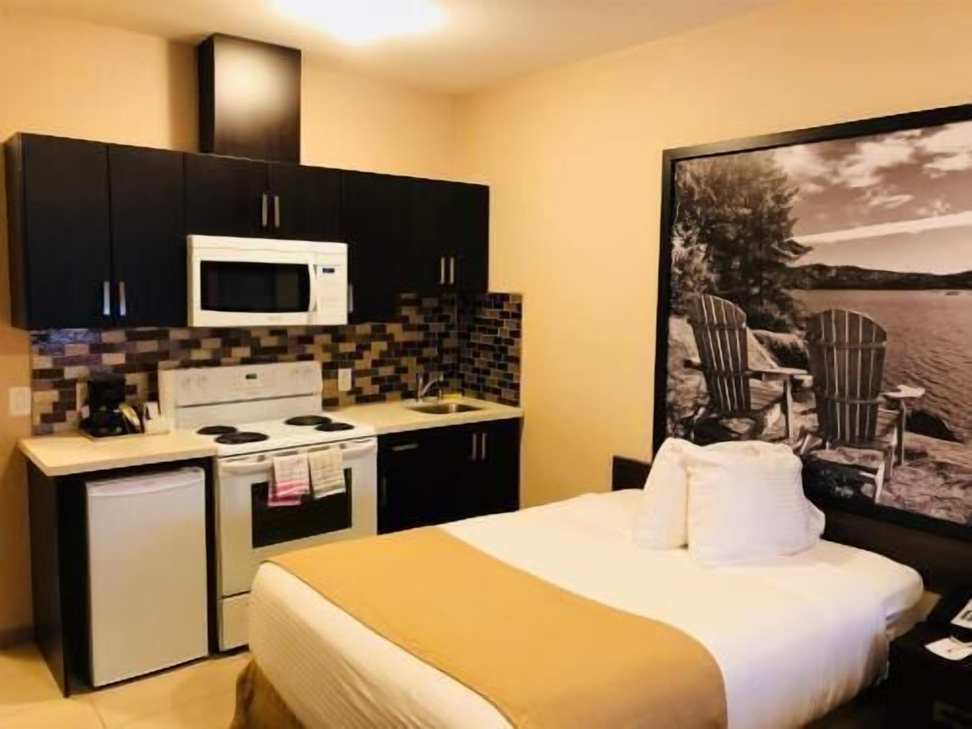 1 dormitorio, ropa de cama de alta calidad, escritorio