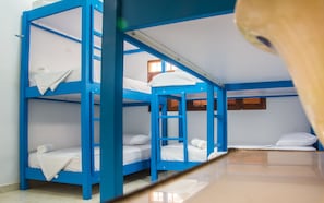 Premium bedding, free WiFi