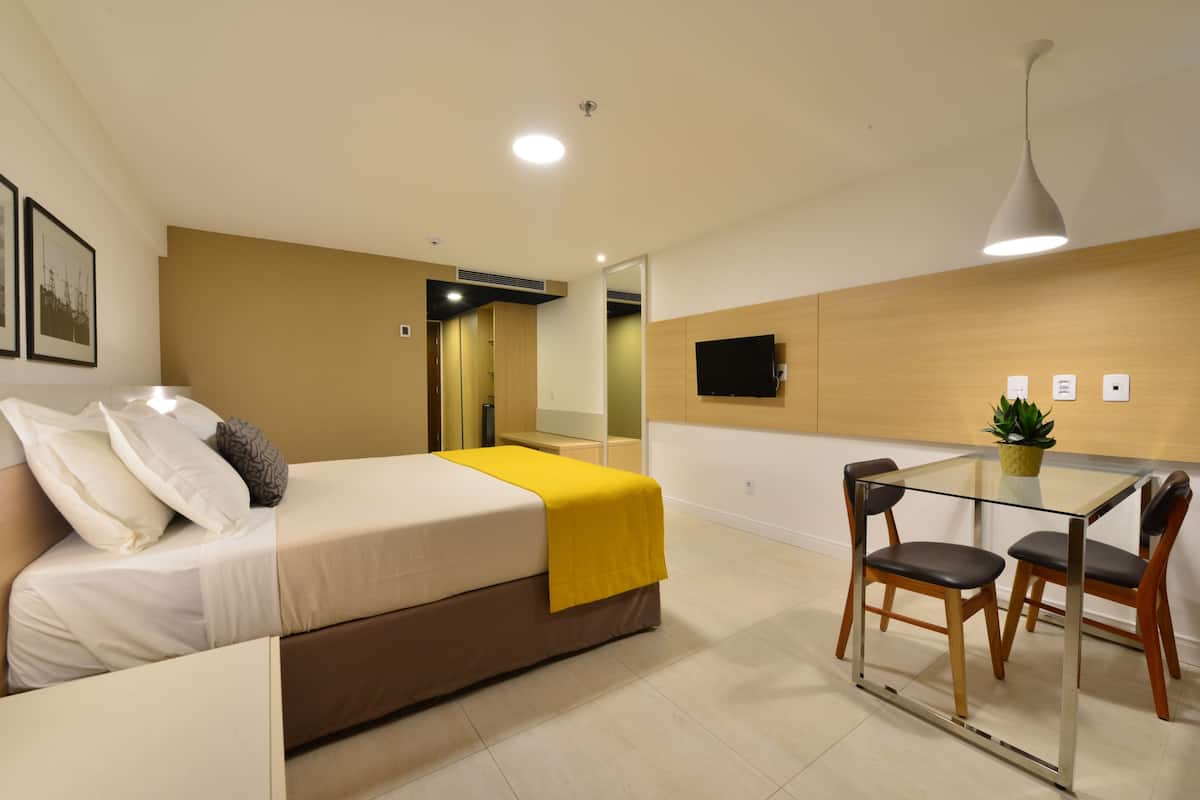 1 bedroom, minibar, in-room safe, blackout drapes