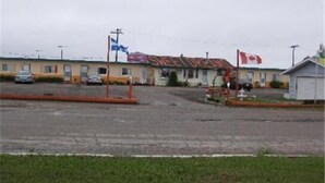 Unclassified image, 3 of 10, button - Sweet Dreams Motel (Broadview)