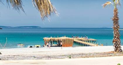 Aquasis Deluxe Resort & SPA