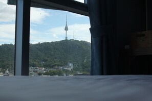 Double Room (N Tower View) | Mountain view - Myeongdong Merlin Hotel (Seoul)