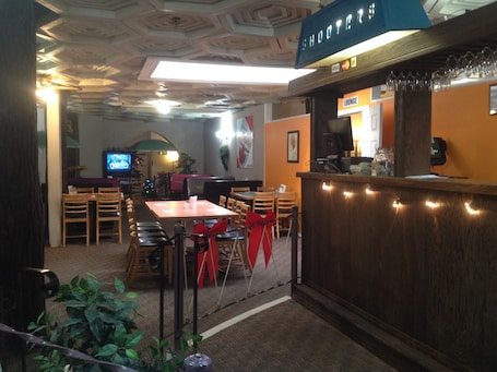 Interior. Classic Inn