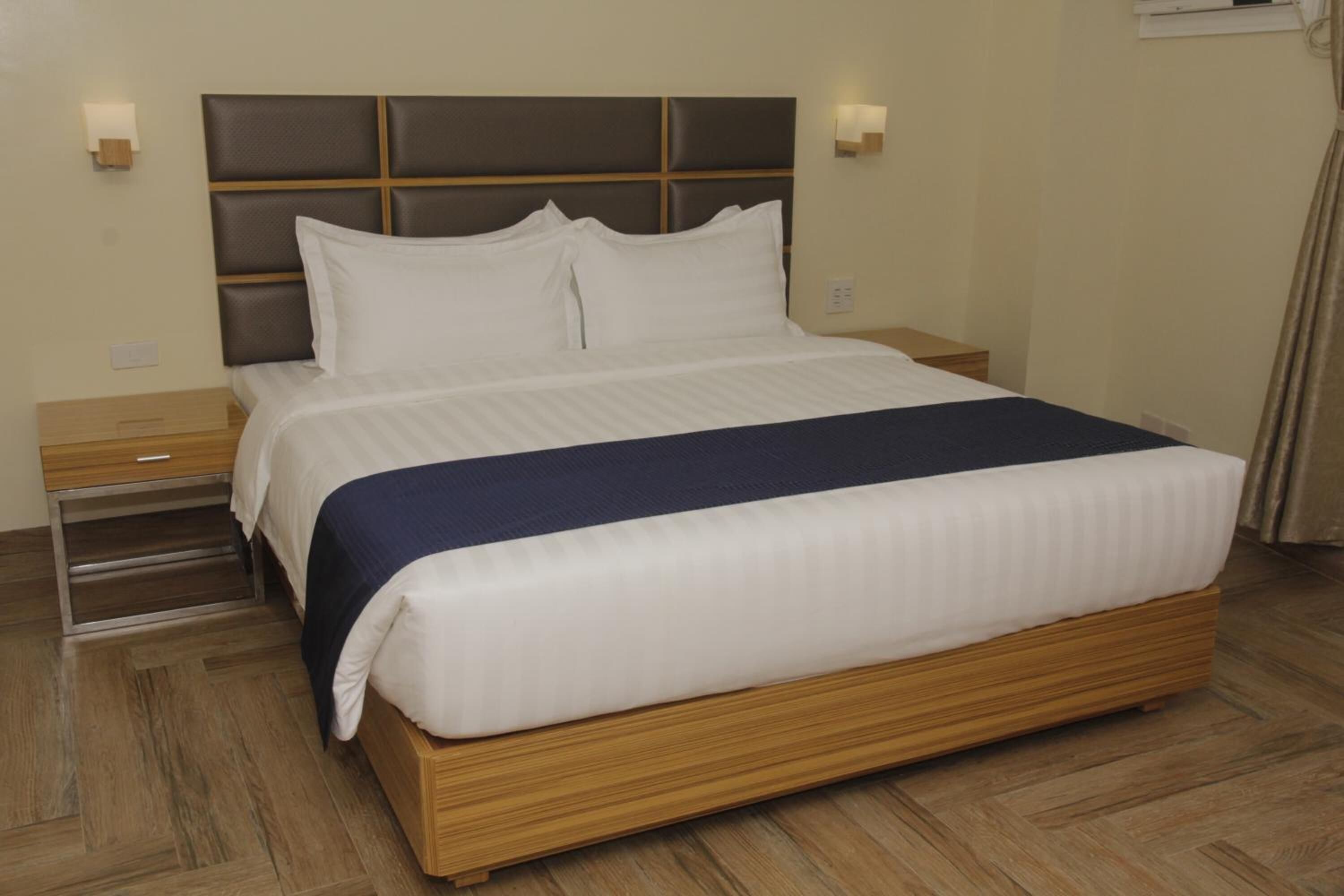Photo - Sun Star Grand Hotel