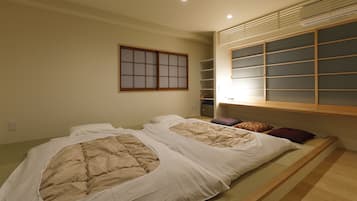Japanese Modern | In-room safe, free WiFi, bed sheets