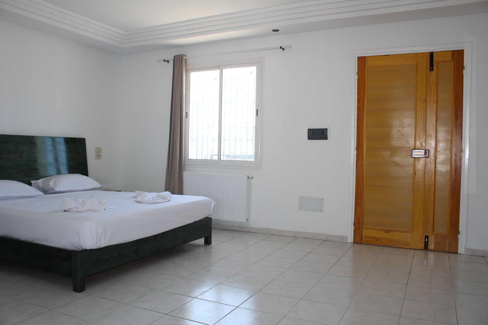 Habitación, Terraza | Escritorio, cortinas blackout, wifi gratis y ropa de cama 