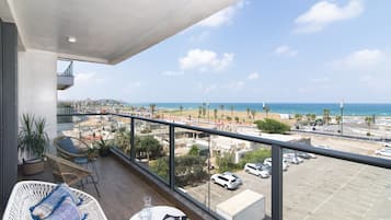 Two Bedroom Apartment with full Sea View - HaYarkon 6 | 3 bedrooms, in-room safe, laptop workspace, blackout drapes