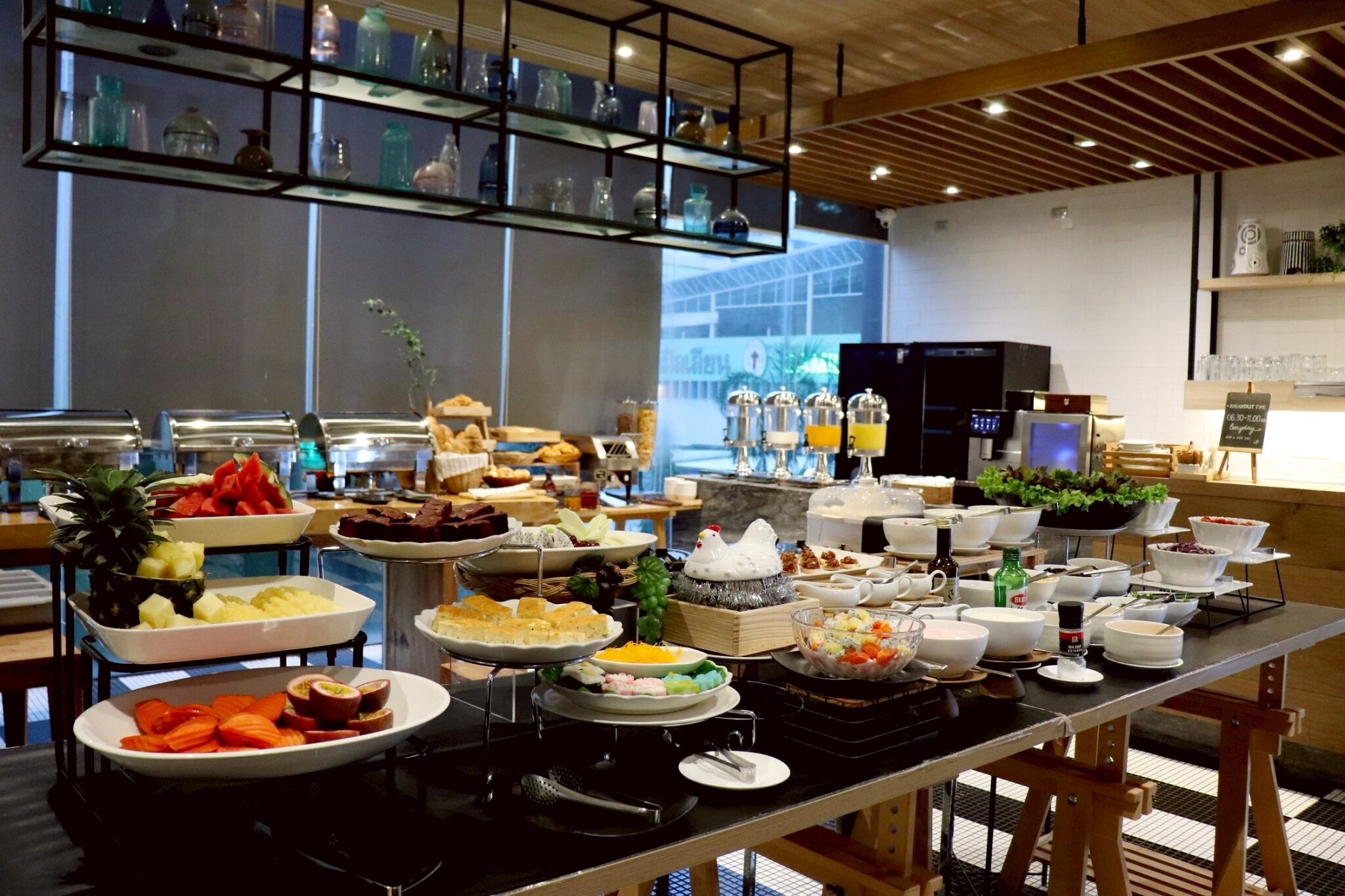 Tägliches Frühstücksbuffet (250 THB pro Person)