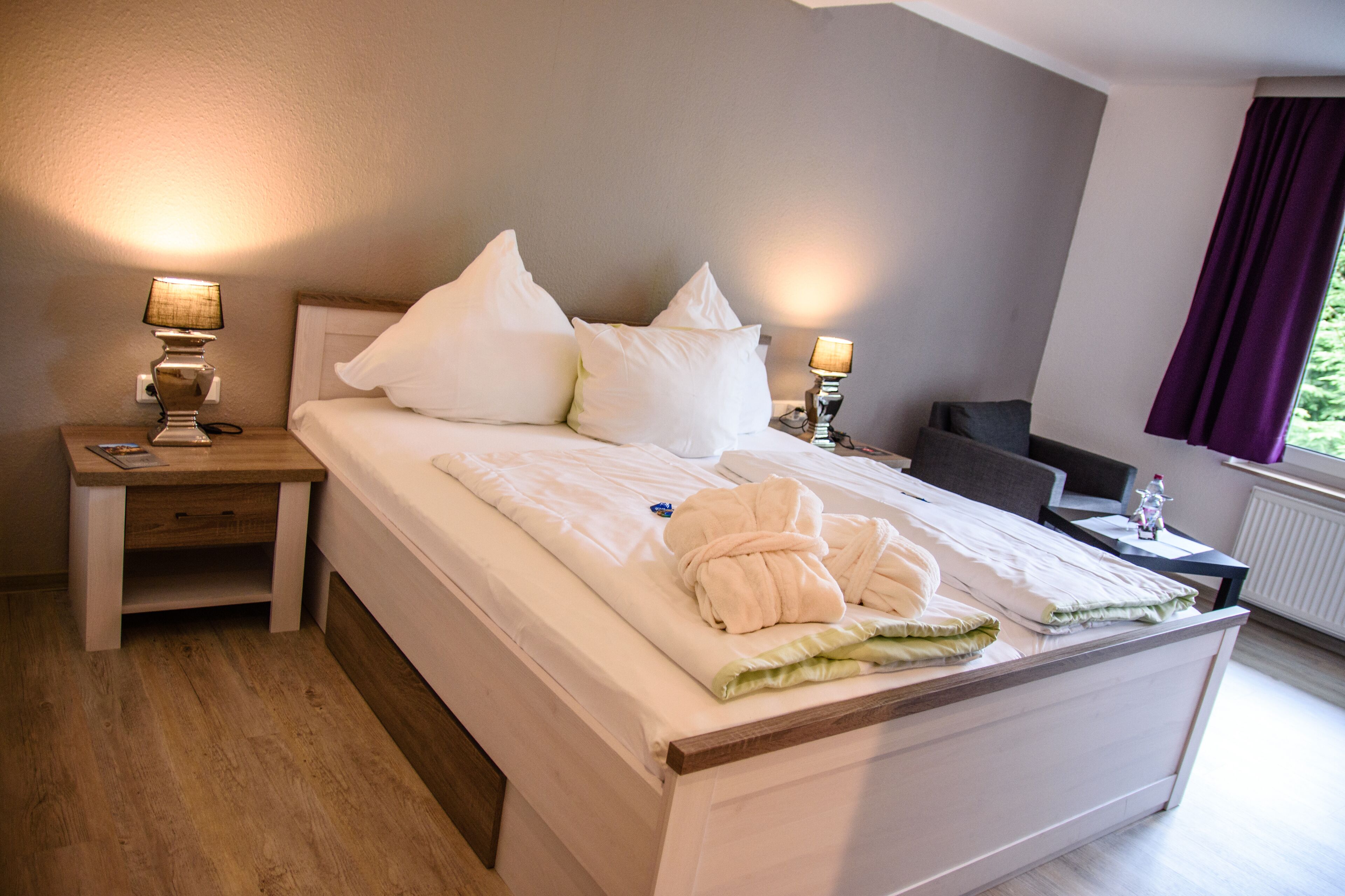 1 bedroom, hypo-allergenic bedding, individually decorated