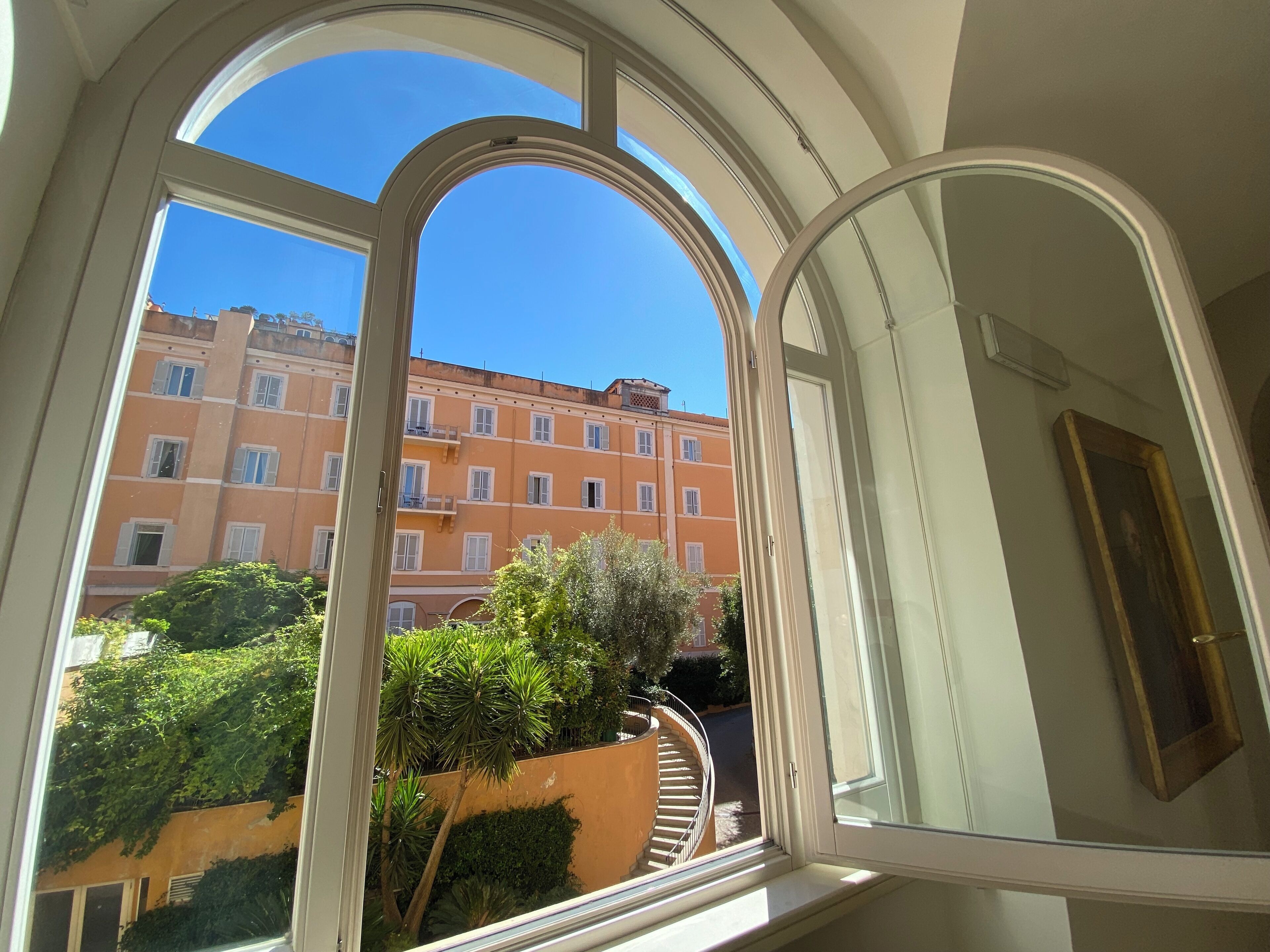 Photo - Basilica Hotel