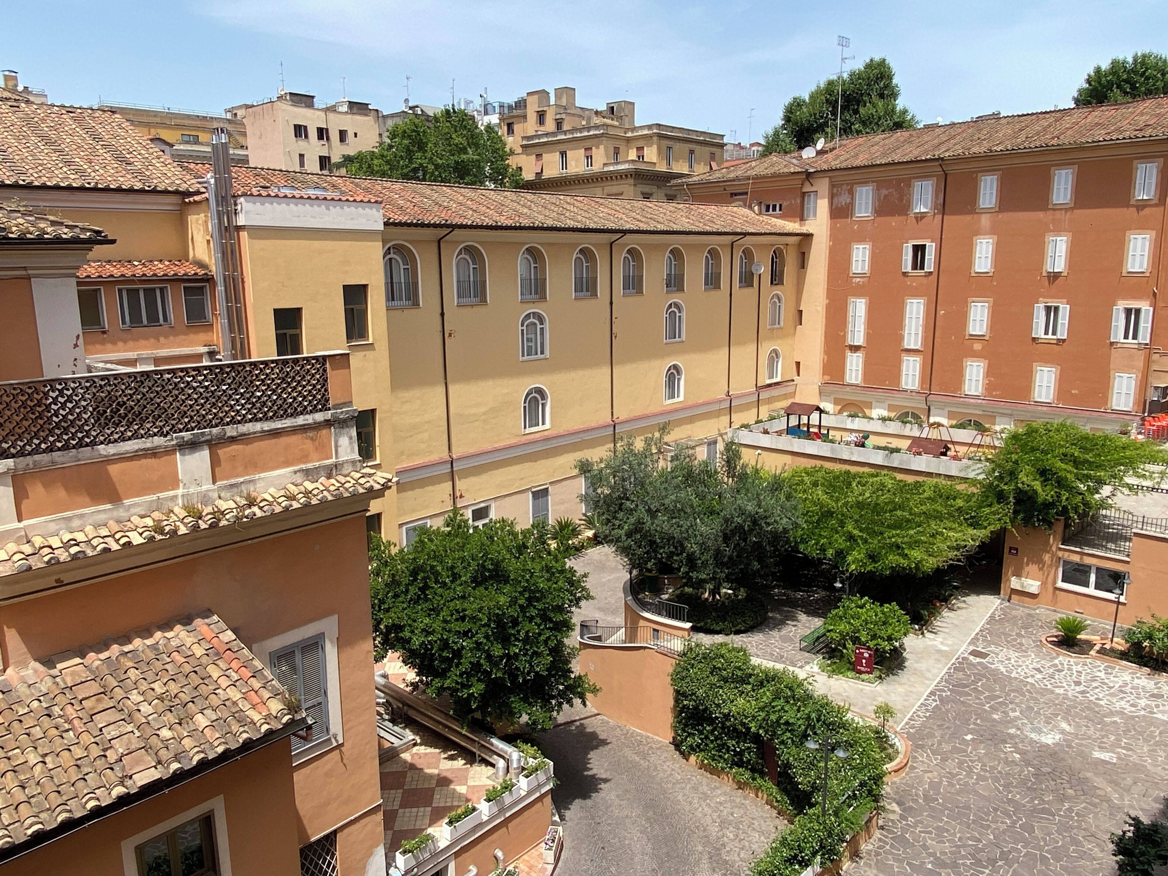 Photo - Basilica Hotel