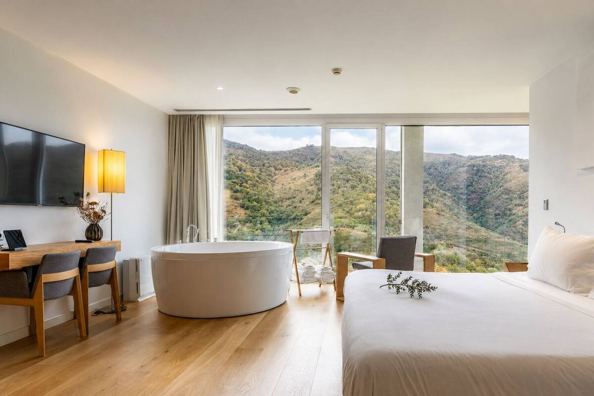Arantza Luxury Suite | 이집트산 면 시트, 고급 침구, 객실 내 금고, 책상