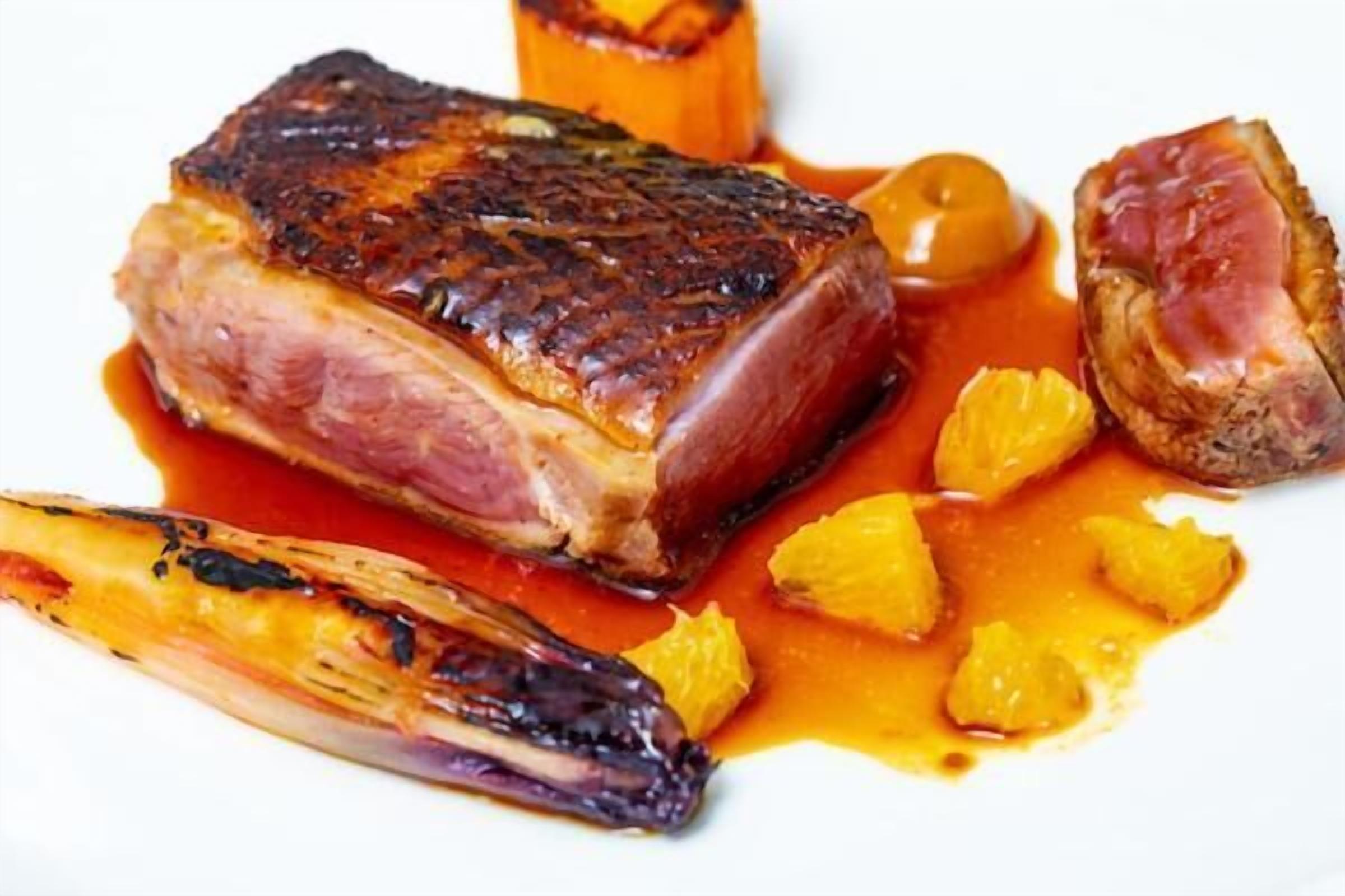 lunch and dinner served