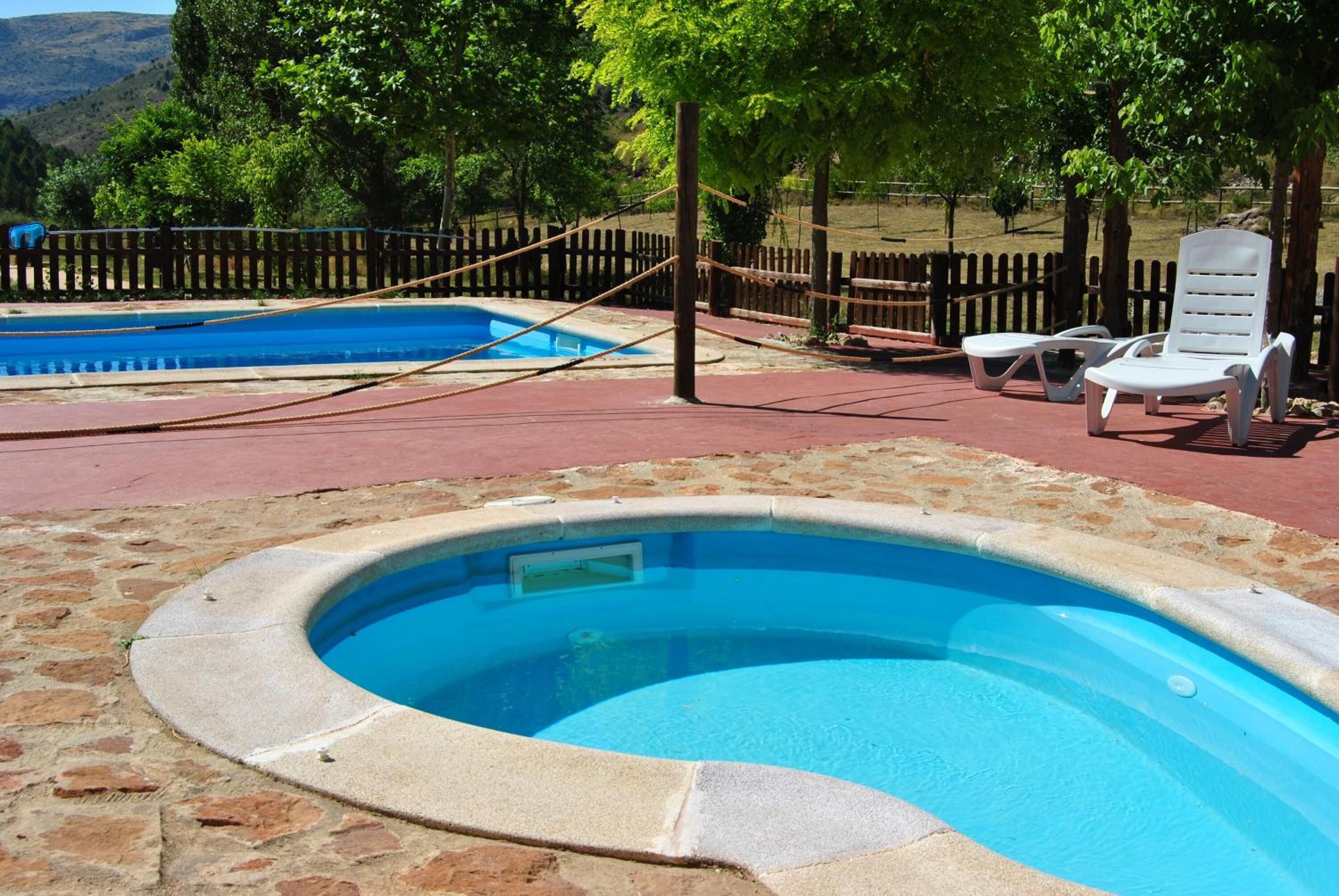 Seasonal outdoor pool, pool umbrellas, sun loungers