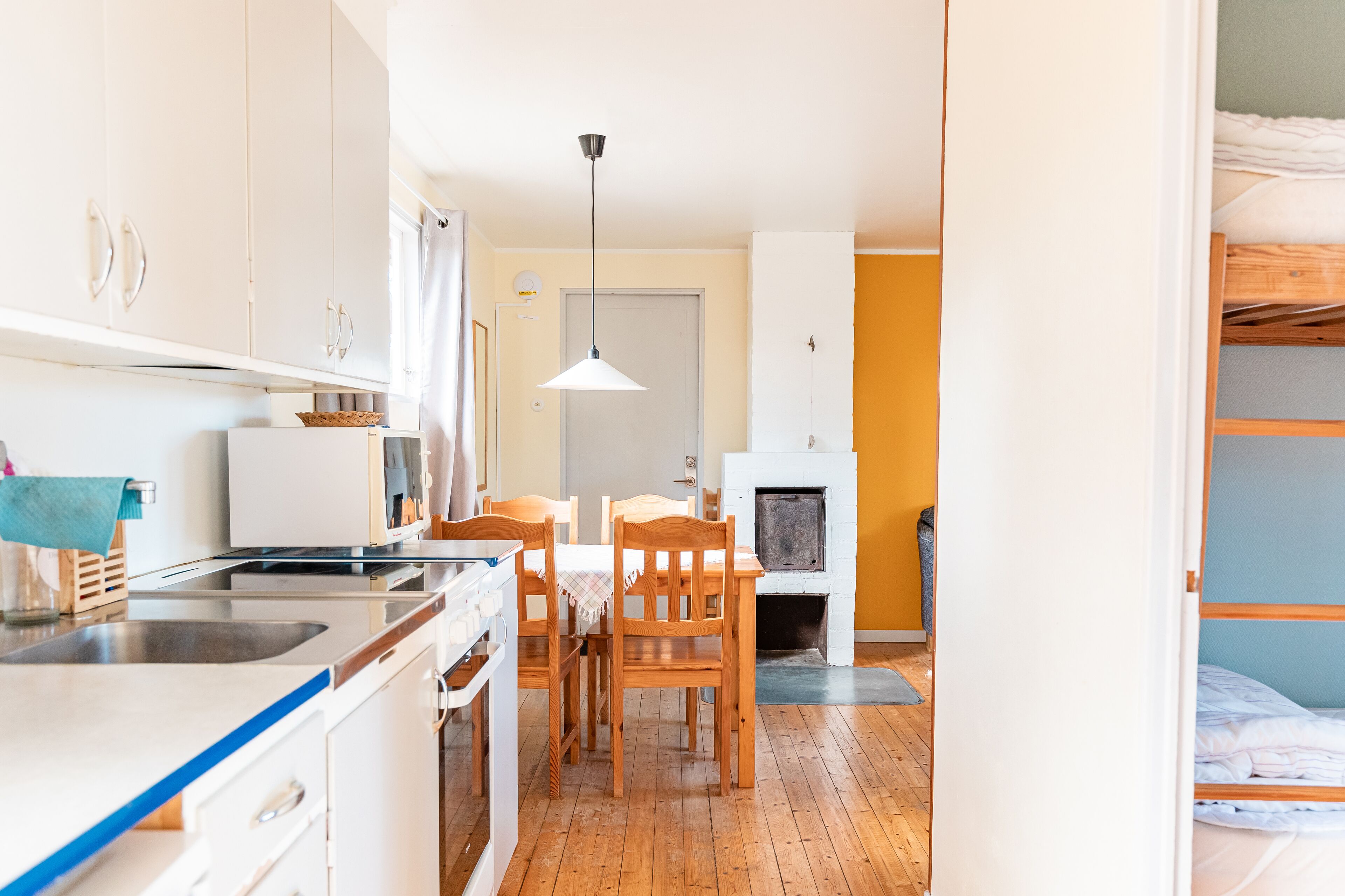 Stuga - flera sängar (30m2)