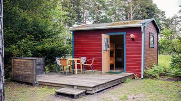 Cabin, Multiple Beds, Shared Bathroom (14 m2)